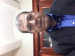 Homme cherche emploi jardinier espaces verts en entreprise - Miniature